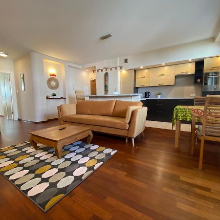 Orientalny Apartment Warsaw Ngoại thất bức ảnh
