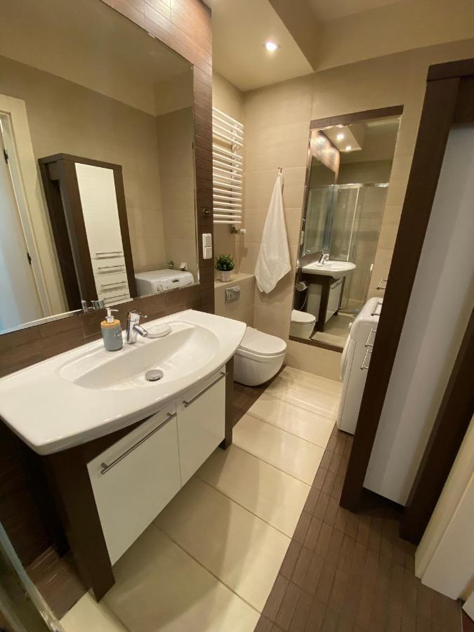 Orientalny Apartment Warsaw Ngoại thất bức ảnh
