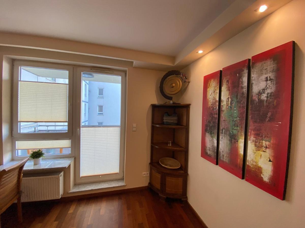 Orientalny Apartment Warsaw Ngoại thất bức ảnh